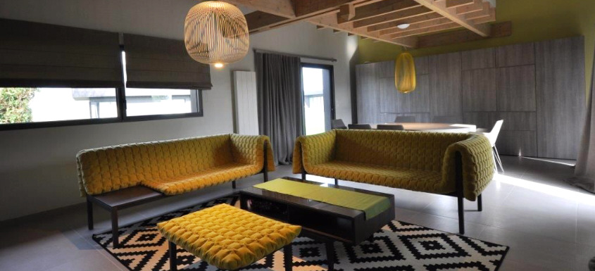 Petit salon design en Normandie par Bénédicte Langlois