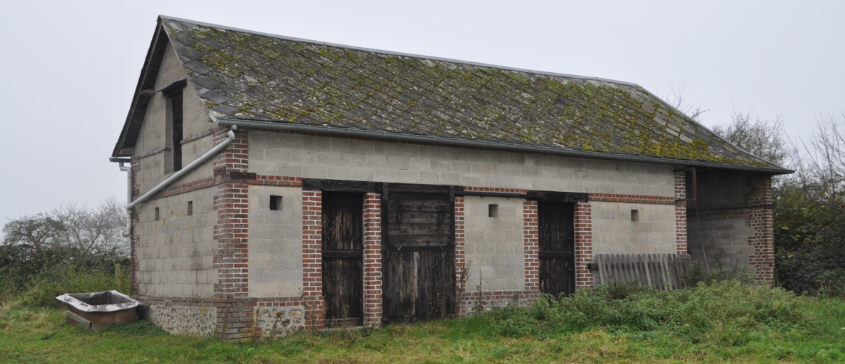 Ancien batiment agricole converti en maison d'habitation dans les environs de Rouen