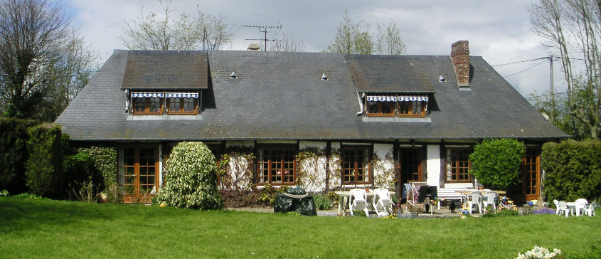 longère dans la région de lyons la forêt