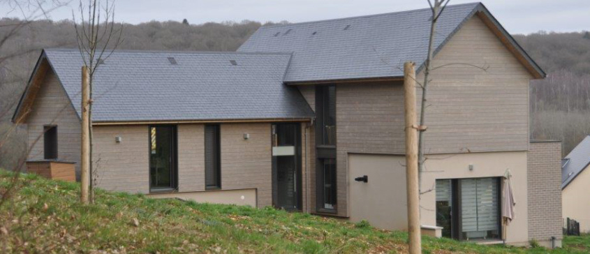 Construction contemporaine dans la région de Rouen